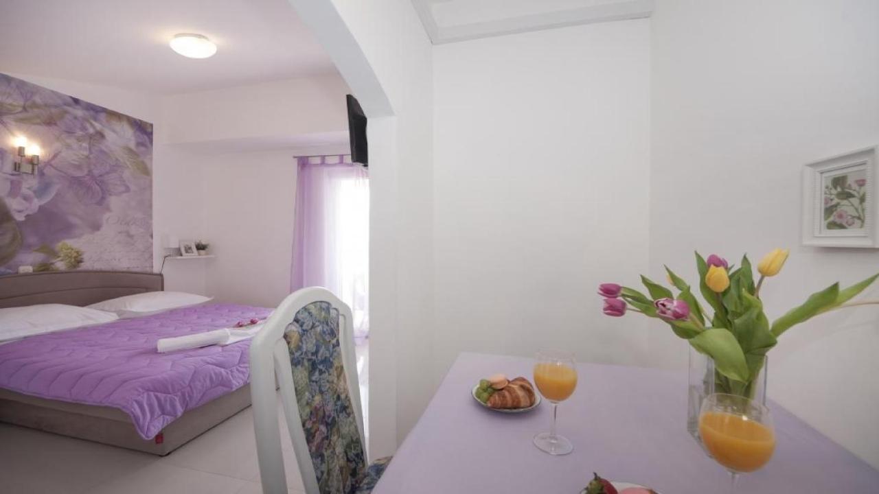 Apartments Angela Baška Voda Δωμάτιο φωτογραφία