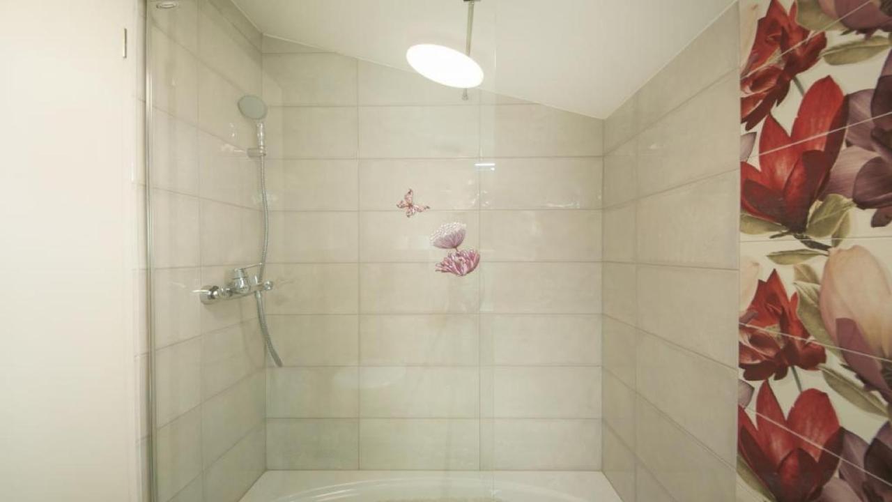 Apartments Angela Baška Voda Δωμάτιο φωτογραφία