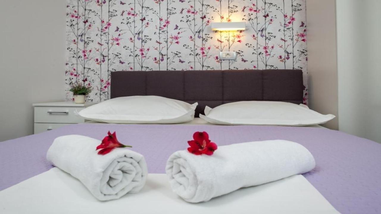 Apartments Angela Baška Voda Εξωτερικό φωτογραφία