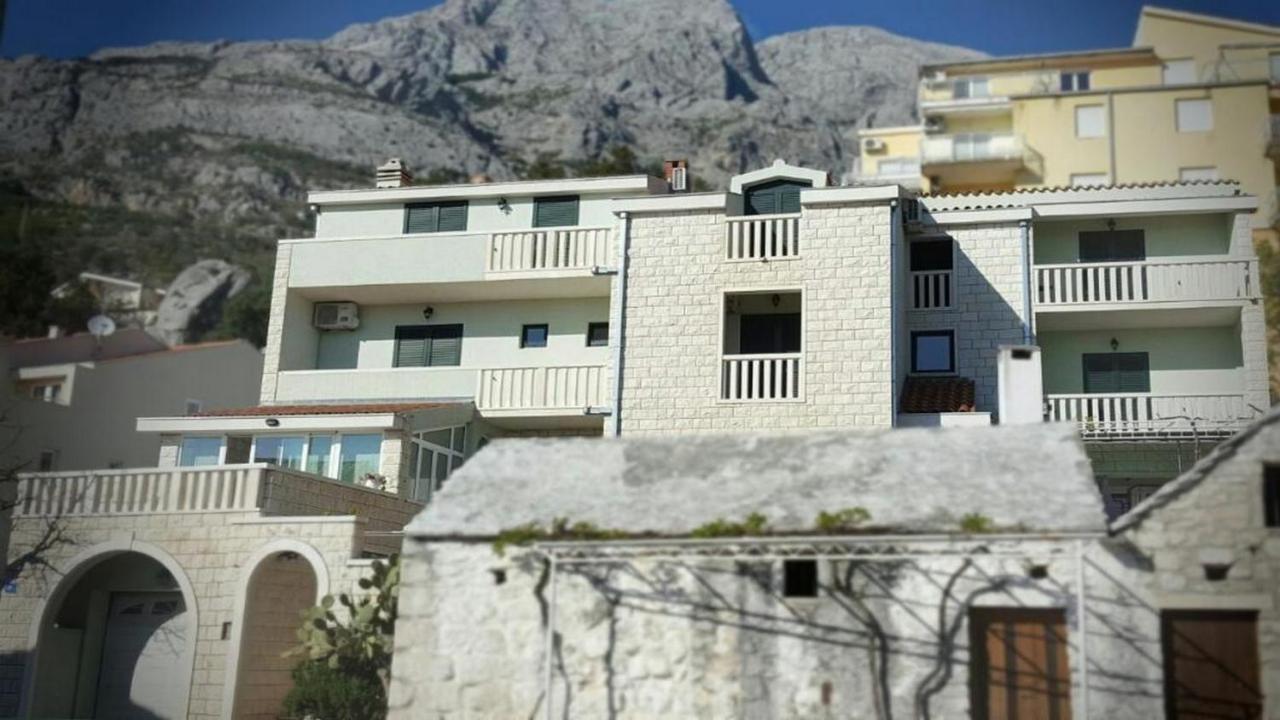 Apartments Angela Baška Voda Εξωτερικό φωτογραφία